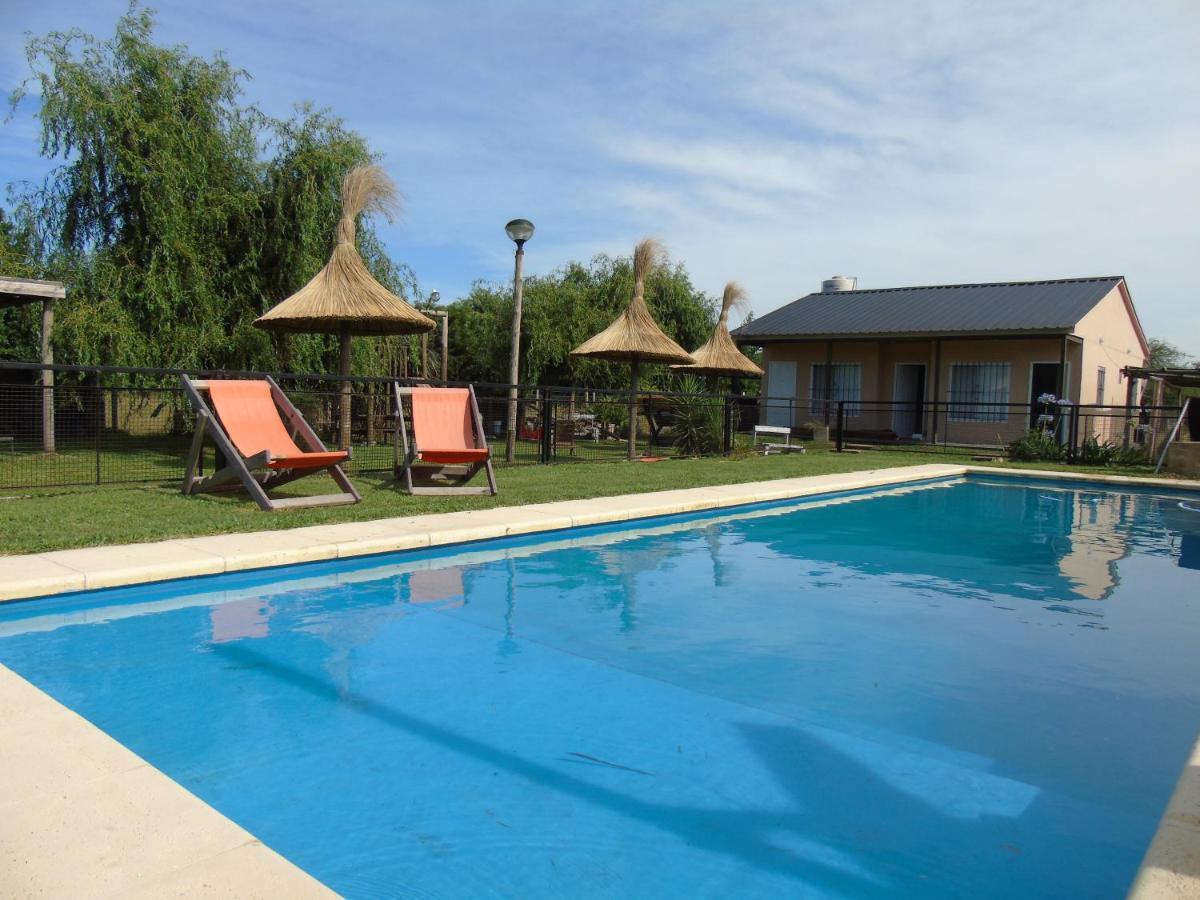 Aitue Bungalows Gualeguaychu Exterior photo